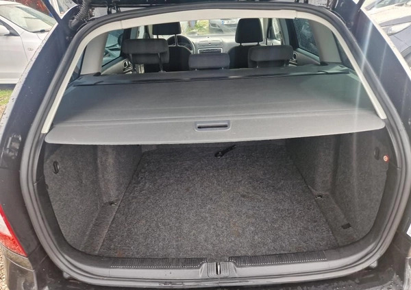 Skoda Octavia cena 22300 przebieg: 170000, rok produkcji 2012 z Mikołajki małe 121